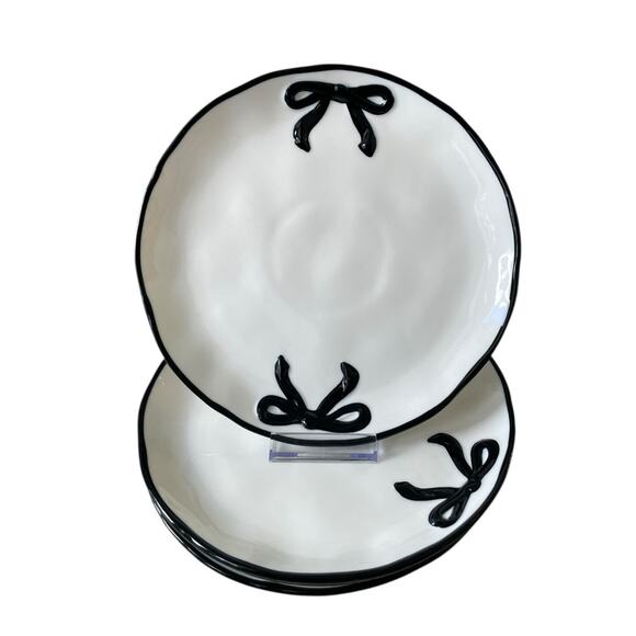 Hand Painted Coquette Black Bow Salad Plates 9in White Ceramic Set of 4 NEW - Picture 6 of 13